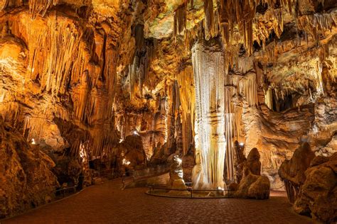 Cave Stalactites Stalagmites And Other Formations At Luray Caverns