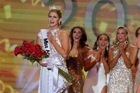 Miss America 2023 Miss Wisconsin Grace Stanke Is Crowned Winner