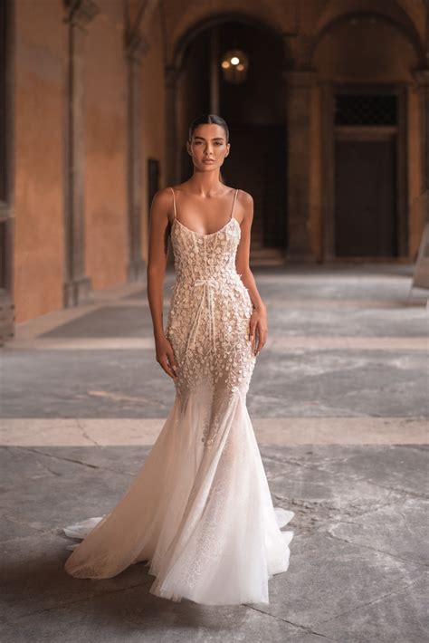 The Sexiest Wedding Dresses Berta Privee No 9