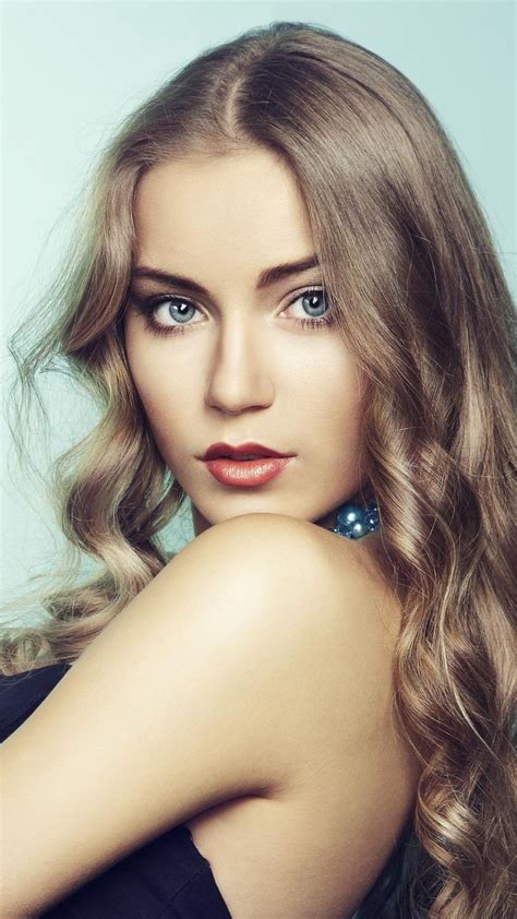 Arina Postnikova Curly Hair Actress Girl Model 1080x1920 Wallpaper Most Beautiful Eyes