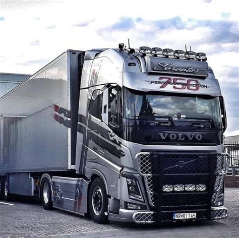 We drive progress as we create reliable transport solutions for clients all. Volvo Truck | Vrachtauto, Volvo, Vervoer