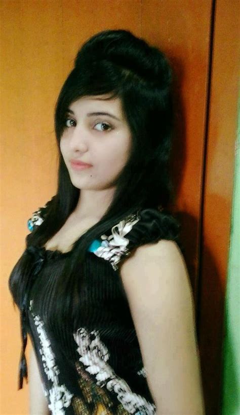 Desi Maal 16 Cute Girls