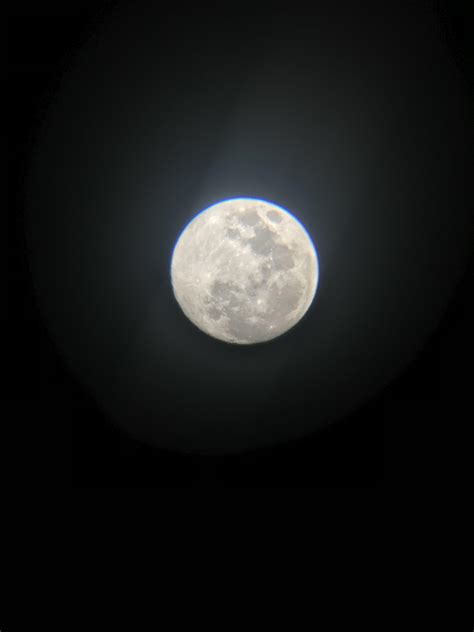 Hdr Pic Of Moon On 3192019 Shot Using Iphone 7 And A Child Refraction