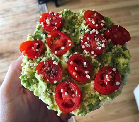 Avocado And Tomatoes On Brown Rice Cake Directions Calories