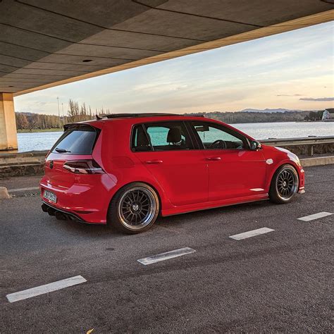 The soviet union from 1945 to 1991. Volkswagen Golf R Mk7 Red SSR Professor TF1 | Wheel Front