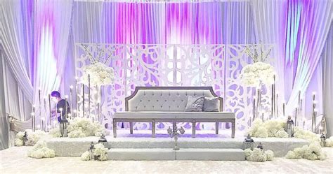 See This Instagram Photo By Thechicwedding 26 Likes Wedding Stage