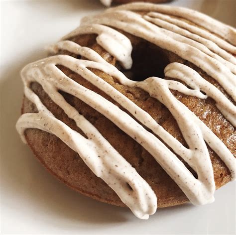 Pumpkin and chocolate chips take them over the top! Easy Keto Pumpkin Pie Donuts - Linneyville