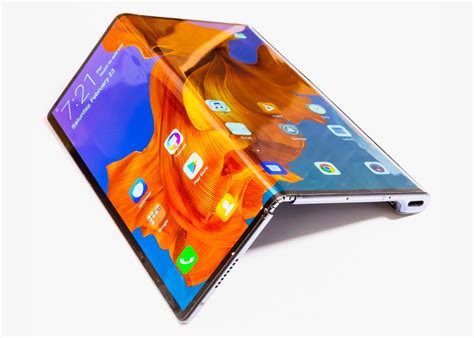 Huawei Unveils The Foldable Mate X Phone Complete With 5g