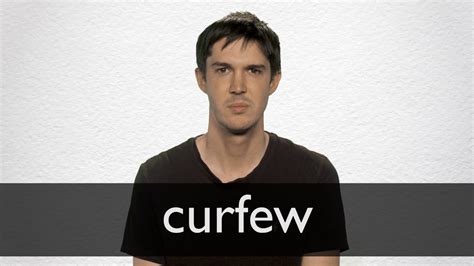 The time at which a daily curfew starts. Curfew Meaning - Tamil Meaning Of Curfew à®‡à®Ÿ à®¨ à®²à ...