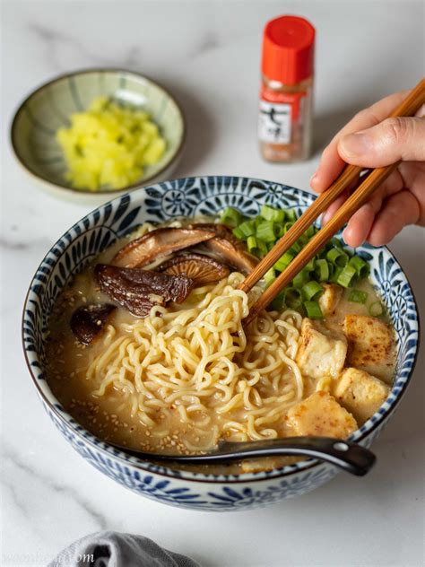 How To Make A Delicious Vegan Miso Ramen WoonHeng