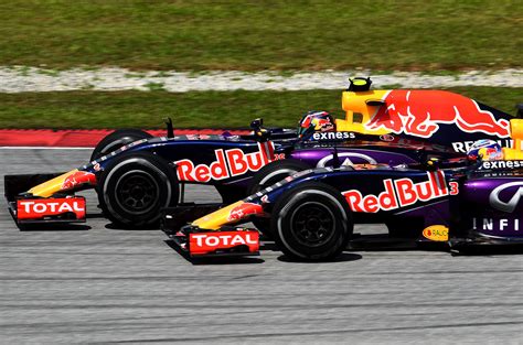 Red bull racing honda @redbullracing. Nissan/Infiniti to End Their Partnership with Red Bull ...