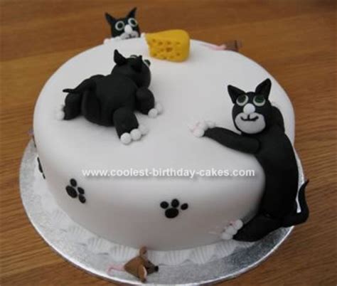 Mummy black cat birthday cake. Cat Cakes 1