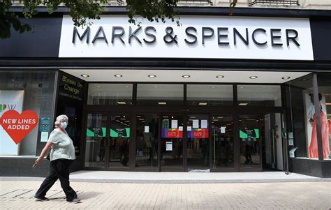 Marks And Spencer Announces 7000 Job Cuts Vows To ‘never Be The Same