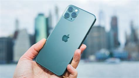 Iphone 11 Review The Best 700 Iphone Apple Has Ever Made Iphone