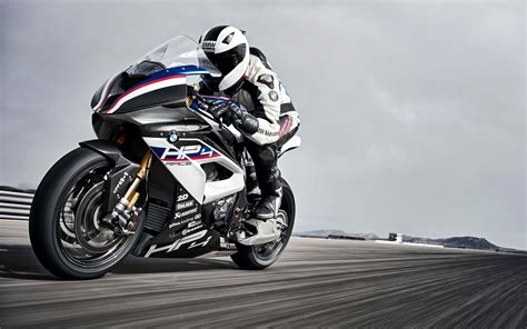 We offer an extraordinary number of hd images that will instantly freshen up your smartphone or computer. BMW HP4 Race Bike 2017 4K Wallpapers | HD Wallpapers | ID ...