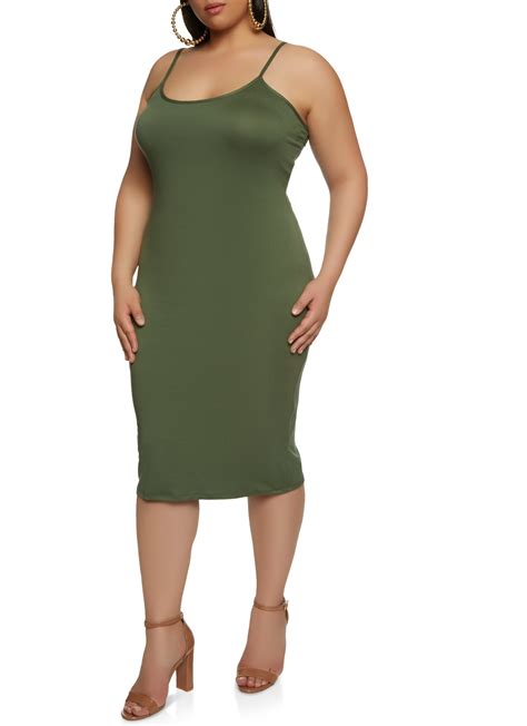 Plus Size Solid Scoop Neck Cami Dress