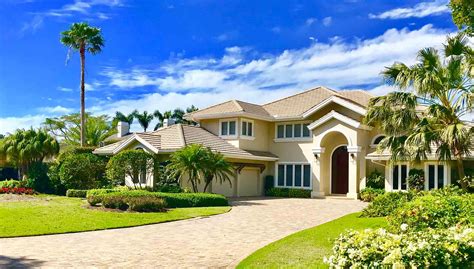 Pinecrest Homes For Sale Luxury Homes In Pelican Bay Naples Fl