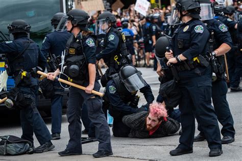 Photos Demonstrators Clash With Austin Police And State Troopers In