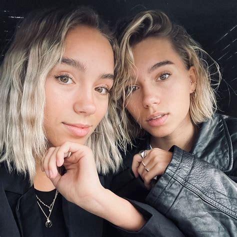 Lisa And Lena Germany® On Instagram “guck Guck” In 2021 Lisa Or Lena Hair Styles Future