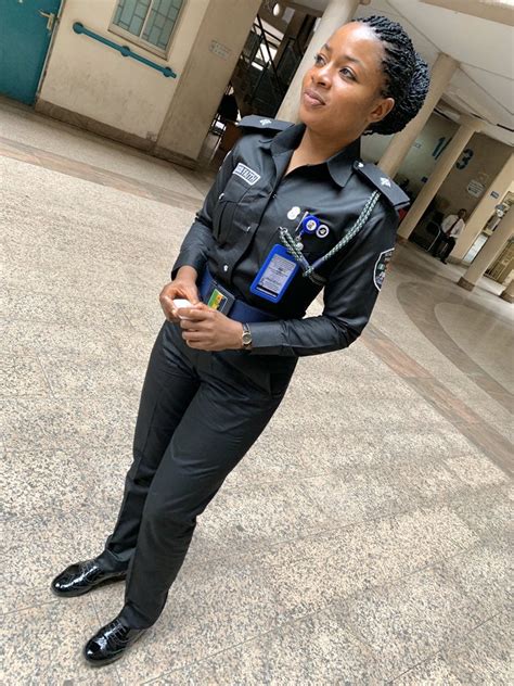 Meet Faith Jacob The Cutest Female Police Officer In Nigeria