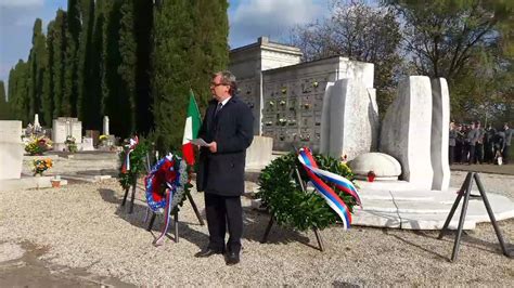 La mia piccola esperienza al consolato rumeno. Generalni konzulat RS v Trstu/Consolato Generale Slovenia ...