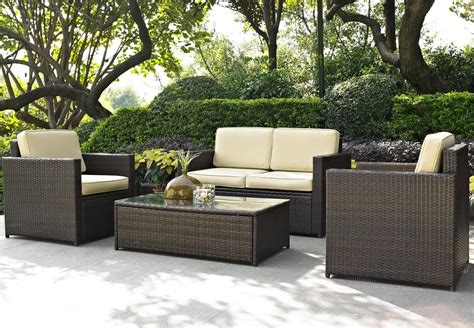 Beautiful Outdoor Furniture To Decorate Your Garden