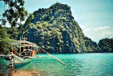 Go Nature Tripping At Coron Bay In Palawan Travel To The Philippines