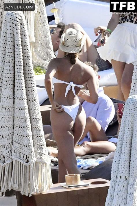 Neta Alchimister Sexy Seen Flaunting Her Hot Bikini Body At The Beach