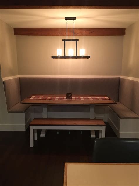 This little space has been making some serious progress…. DIY Kitchen Breakfast Nook : woodworking