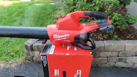 NEW Milwaukee M18 Fuel Dual Battery Powered 600 CFM 145 MPH Blower