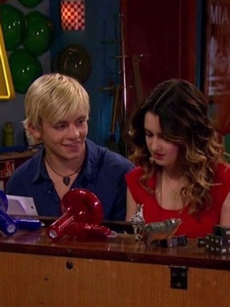 the way he look at her there the best couple i luv this together austin ross austin and ally