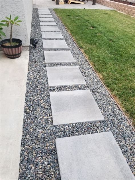 13 24x24 Concrete Pavers And Gravel For Sale In Oceanside