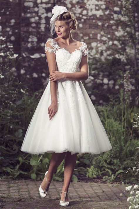 Move over short wedding dresses, the midi length is taking over. Demi By Brighton Belle, Tea Length Vintage 1950s Retro ...