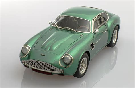 Aston Martin DB4 GT Zagato 1961 CMC 1:18 | Racing Heroes | Aston martin db4, Aston martin, Aston