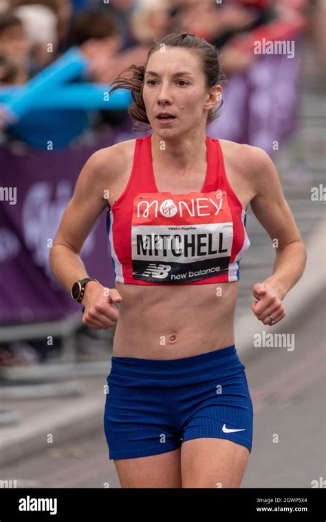 Naomi Mitchell Running In The Virgin Money London Marathon 2021 Stock