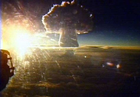 Tsar Bomba La Mayor Explosión Atómica De La Historia Abadía Digital