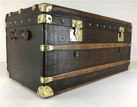 Vintage Steamer Trunk Tooled Leather Antique Luggage 702850
