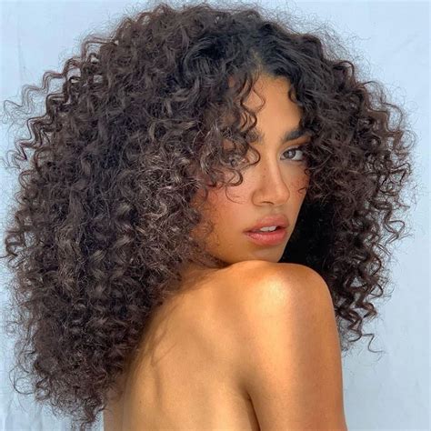 80 Breathtaking Hair Inspo For Girls With Long Frizzy Hair