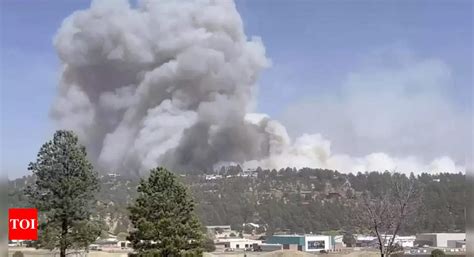 Wildfire Destroys At Least 150 Structures In New Mexico Town Of Us