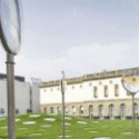 Large gold bars 250 gram gold bars. Degussa ist Mitglied im Städelschen Museums-Verein ...