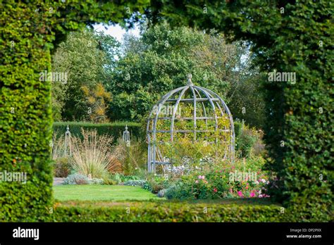 The Mary Rose Garden At Waterperry Gardens Wheatley Oxfordshire Stock