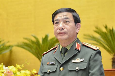 Ông giang nhập ngũ tại bộ chỉ huy quân sự tỉnh thái nguyên năm 1978 và từng tham gia chiến thủ tướng nguyễn xuân phúc vừa bổ nhiệm trung tướng phan văn giang, tư lệnh quân khu 1, giữ. Thượng tướng Phan Văn Giang nói về kế sách giữ nước từ từ ...