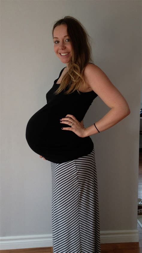 42 weeks pregnant belly
