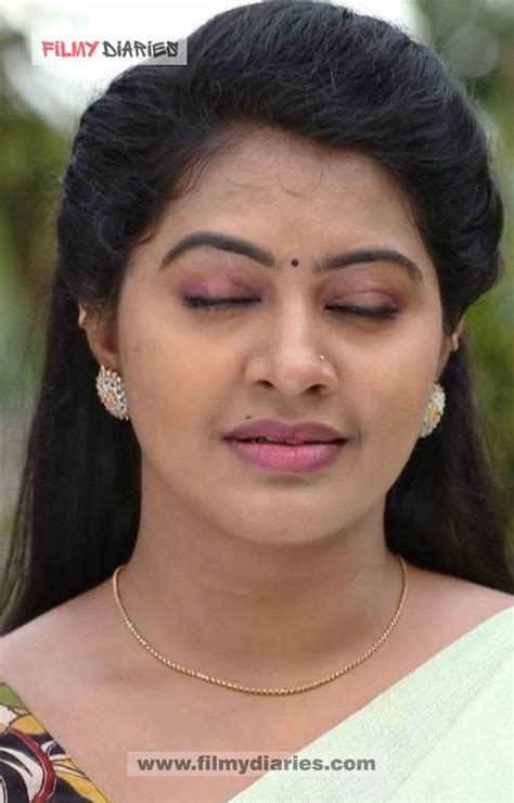 Pin On Tamil Serial Actress Rachitha Mahalakshmi