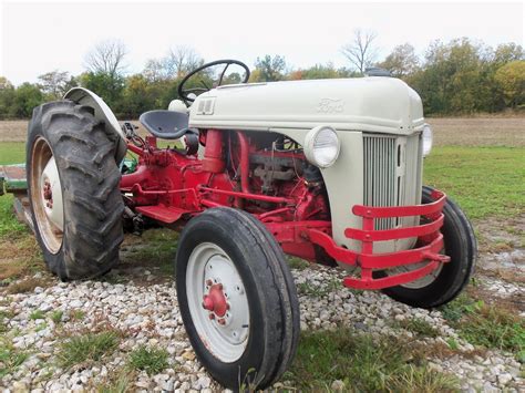 Ford 2n8n Or A 9n Tractors Vintage Tractors Ford Tractors