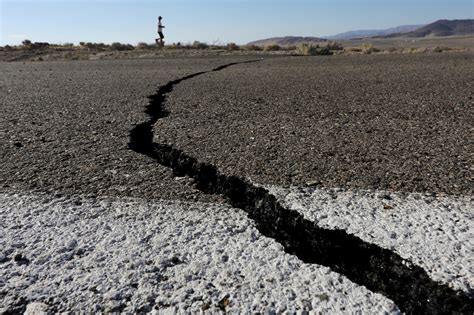 Earthquake of magnitude 7.1 shakes Southern California - Emirates PR 