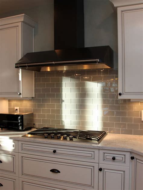 Best Grey Glass Tile Backsplash Design Ideas And Remodel Pictures Houzz