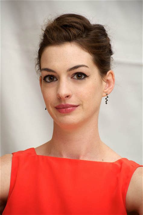 ~anne~ Anne Hathaway Photo 33714001 Fanpop