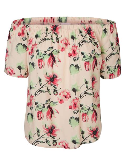 Floral Printed Top From Vero Moda The Dropped Shoulder Top Is A Must