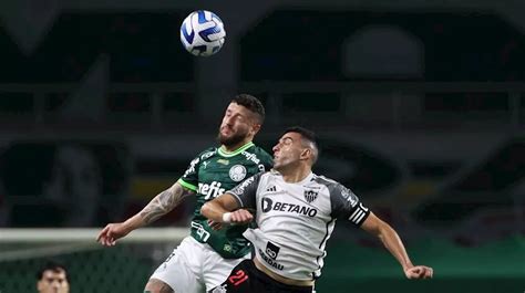 Palmeiras x Atlético MG onde assistir escalações e horário do jogo